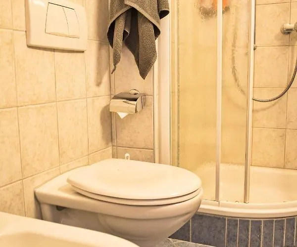 公寓 Zentrale In Mit Grossem Balkon 圣莫里茨